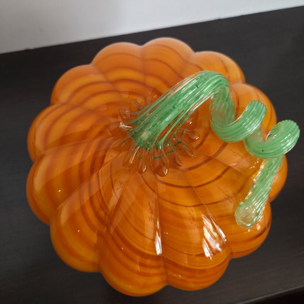 Hand Blown Art Glass Pumpkin Measures 7" High By 8" Wide Orange Green Curly Stem - Picture 4 of 7